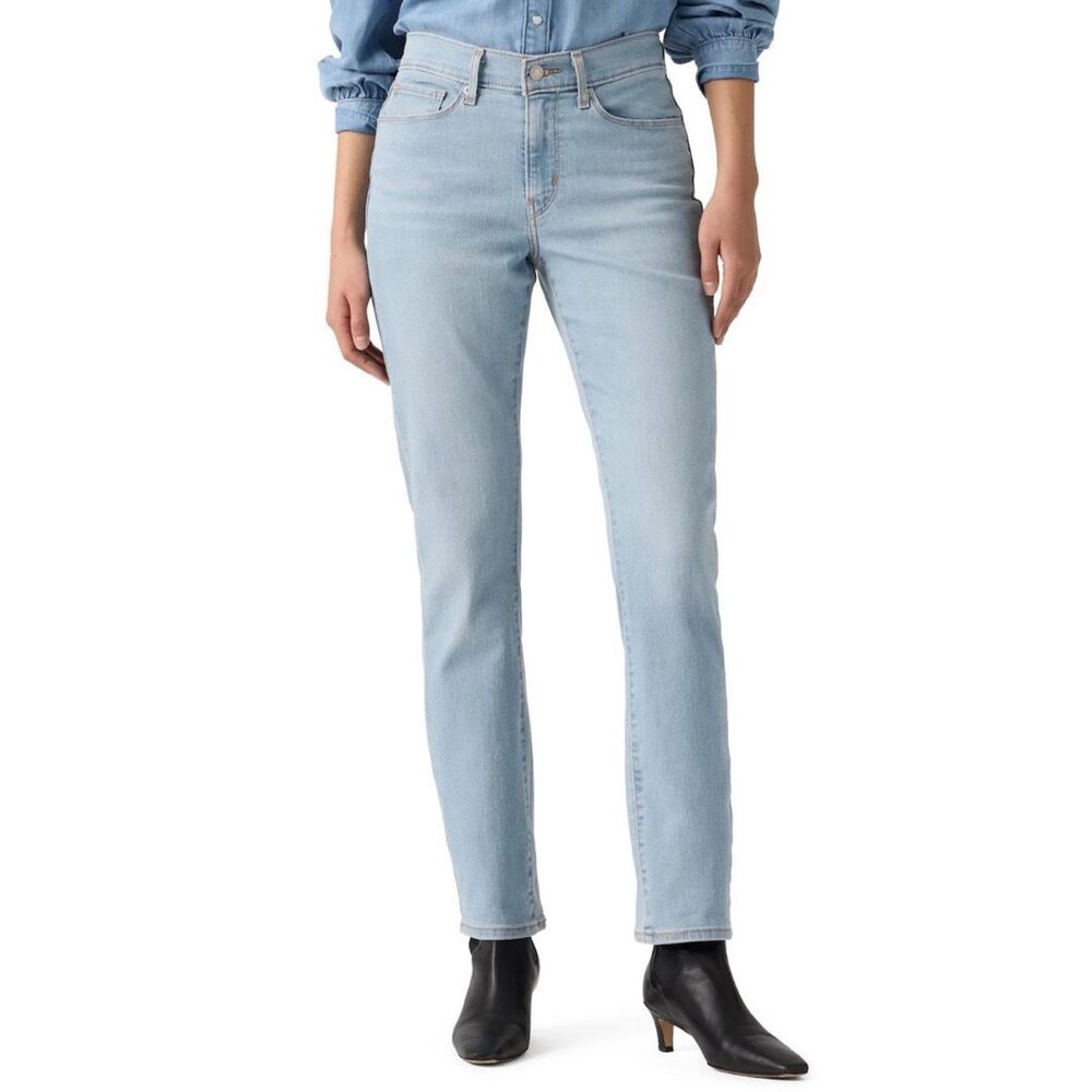 NWT Levi's Classic Straight Jeans Light Wash Blue Denim Mid Rise 14 Long 32 x 32